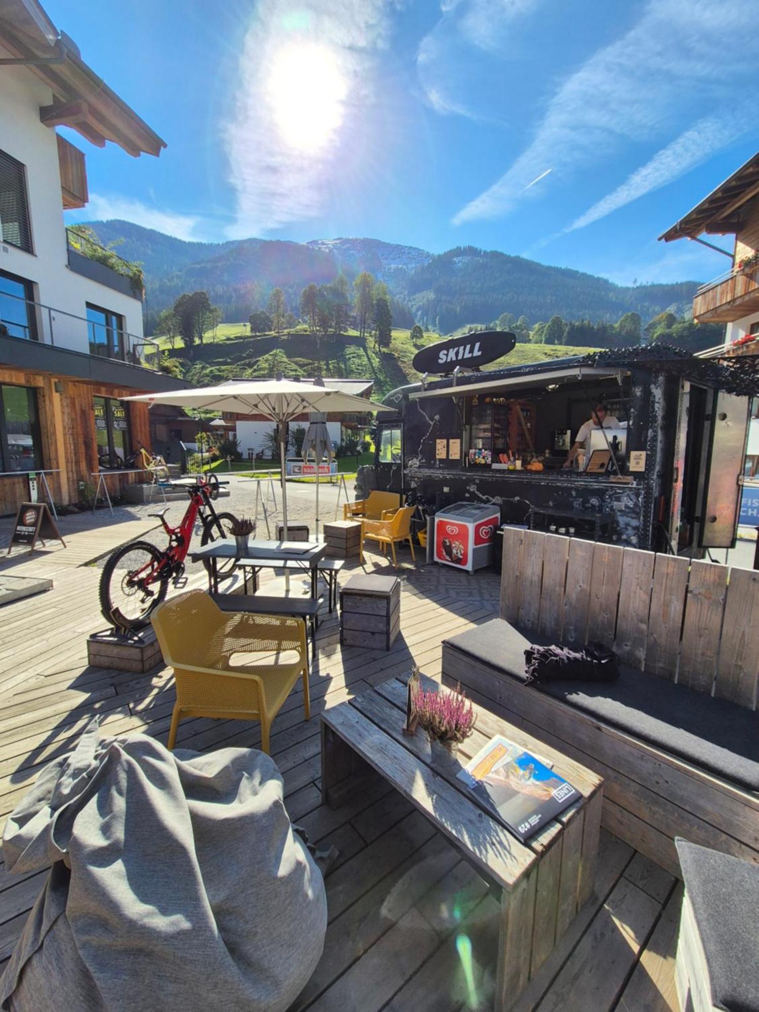 Skill Mountain Lodge - Ski Und Bike Hostel Im Sommer Mit Joker Card Saalbach-Hinterglemm Luaran gambar